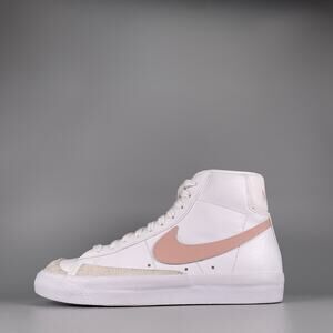 Nike Blazer Mid 77 Vintage Women's Size 7 White Pink Athletic Shoes Sneakers EUC